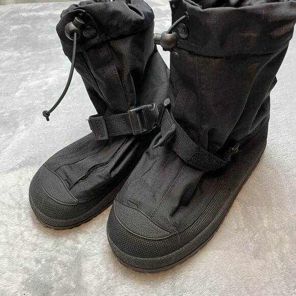 NEOS VN1 Voyager Overshoes Boots Adult S Black Nylon Slip-Resistant Waterproof - Picture 1 of 10